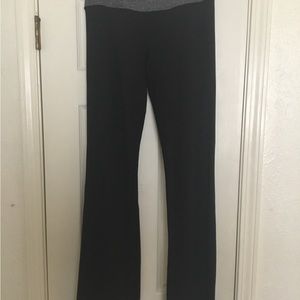 EUC Vintage Lululemon Athletic Solid Black & Purple Workout Leggings